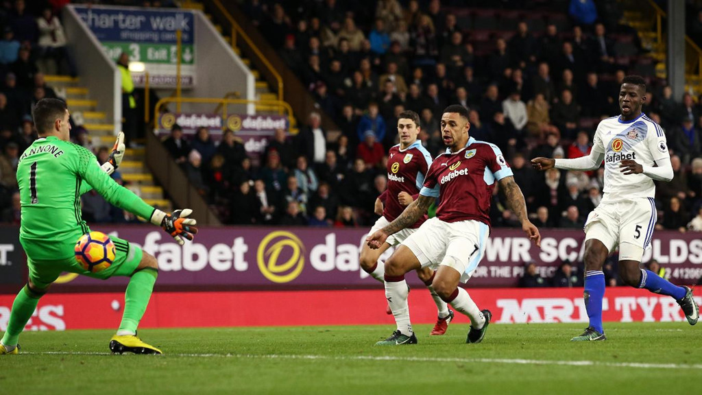 Vòng 21 Premier League: Man Utd khó thở với Southampton